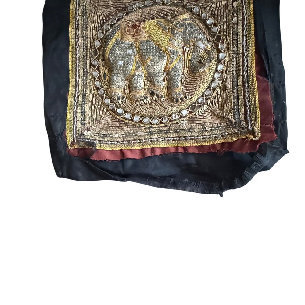 Vintage Embroidered Elephant Textile Wall Hanging Decorative Panel - Picture 8 of 11